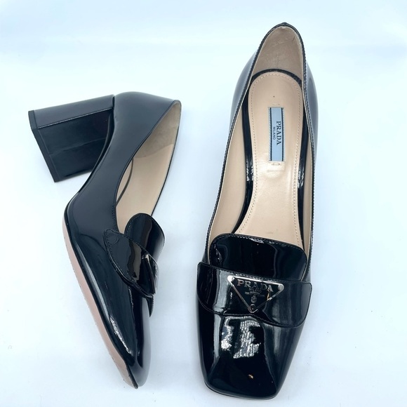 Prada Black Patent Leather Logo Plaque Block Heel Square Toe Loafer EU 39 US 9 - Picture 2 of 16